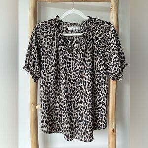 LOFT Cheetah Print V Neck Ruffle Collar Short Sleeve Blouse Lightweight Top XS
